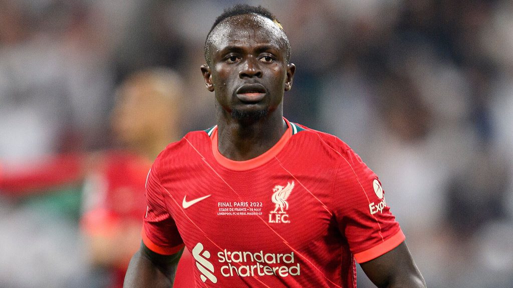 Sadio Mane trượt quả bóng vàng vì là người châu Phi